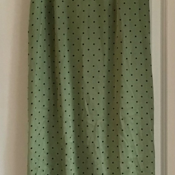 Zara rushed skirt size M . - Picture 2 of 5